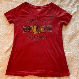 Red 2010 Blackhawks t-shirt